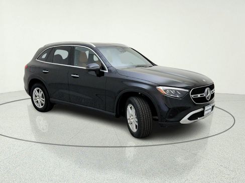 Certified 2023 Mercedes-Benz GLC 300 4MATIC image 5
