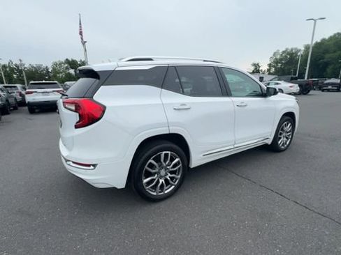 Used 2023 GMC Terrain Denali AWD/4WD image 8