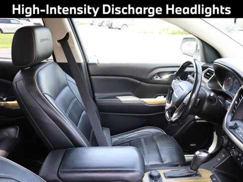 Used 2017 GMC Acadia Denali w/ Technology Package AWD/4WD image 12
