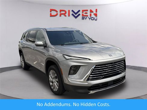 Used 2026 Buick Enclave Preferred FWD image 1