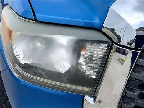 Used 2018 Toyota Tundra SR5 w/ SR5 Upgrade Package RWD image 26