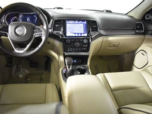 Used 2021 Jeep Grand Cherokee Overland image 30