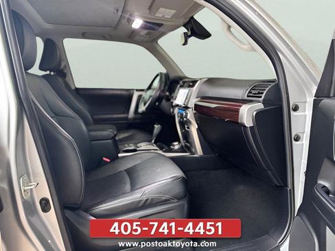 Used 2024 Toyota 4Runner Limited AWD/4WD image 11