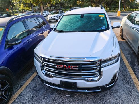 Used 2020 GMC Acadia SLT FWD image 4