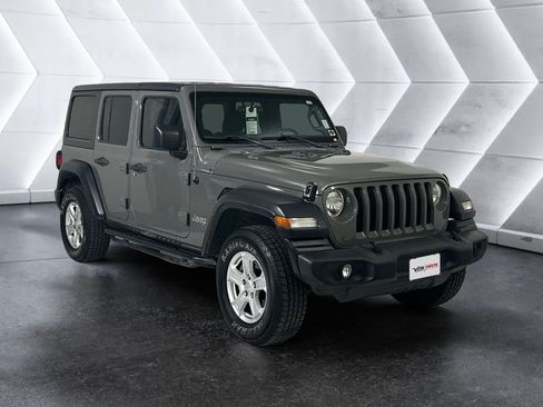 Used 2019 Jeep Wrangler Unlimited Sport S AWD/4WD image 1