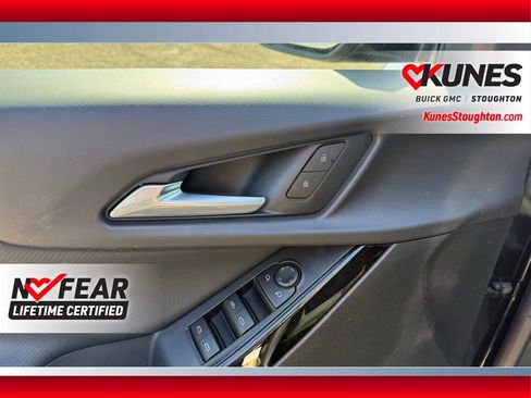 Used 2026 Chevrolet Equinox LT FWD image 16