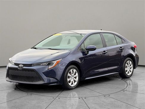 Used 2021 Toyota Corolla LE image 2