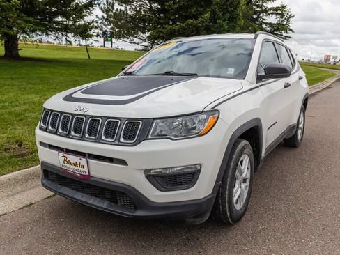 Used 2018 Jeep Compass Sport w/ Mopar Graphics Package FWD image 1
