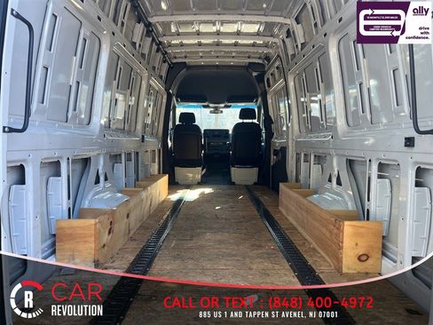 Used 2021 Mercedes-Benz Sprinter 2500 w/ Driver Convenience Package image 7