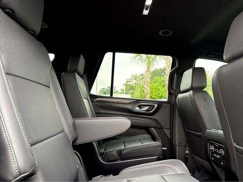 Used 2024 Chevrolet Tahoe Z71 AWD/4WD image 14