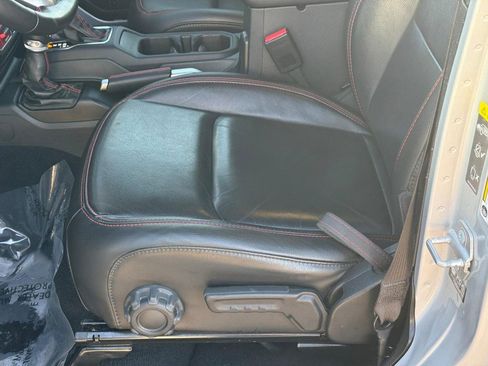 Used 2022 Jeep Gladiator Rubicon w/ LED Lighting Group image 13