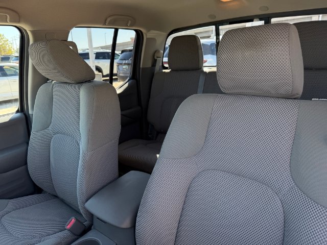 Used 2017 Nissan Frontier SV RWD image 13