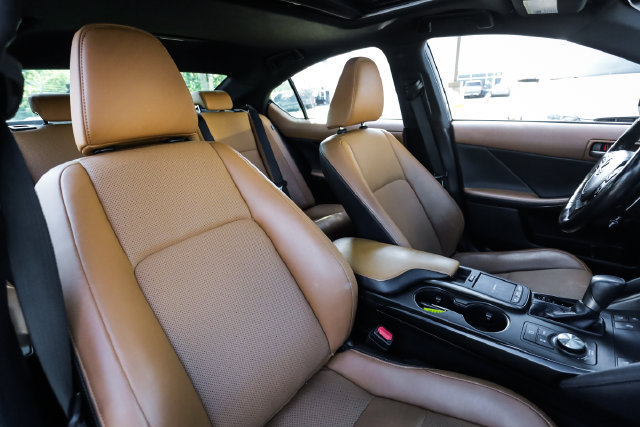 Used 2022 Lexus IS 300 AWD w/ Premium Package image 51