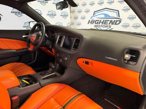 Used 2023 Dodge Charger SXT w/ Blacktop Package image 28