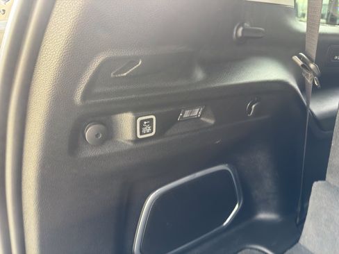 Used 2023 Jeep Grand Cherokee L Limited w/ Trailer Tow Group (B) image 24