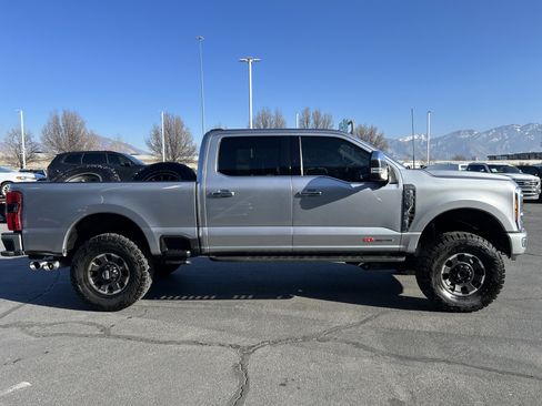 Certified 2024 Ford F350 Platinum w/ Tremor Off-Road Package image 6