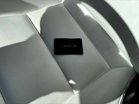 Used 2021 Tesla Model 3 Long Range image 36