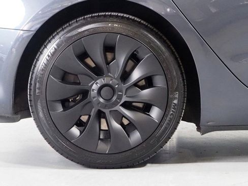 Used 2018 Tesla Model 3 Mid Range image 43