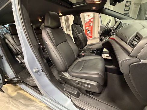 Used 2025 Honda Odyssey Sport-L image 4