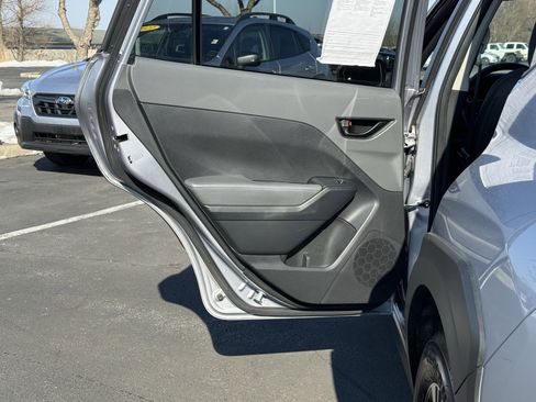 Used 2024 Subaru Crosstrek 2.0i Premium image 20