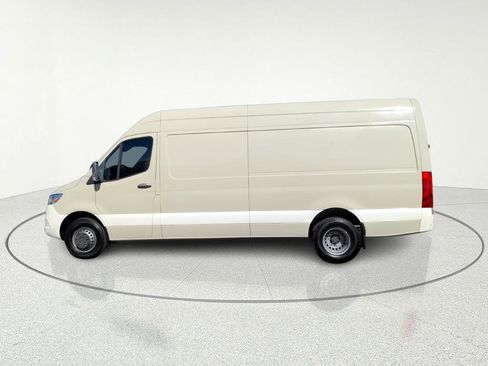 Used 2019 Mercedes-Benz Sprinter 170 image 9