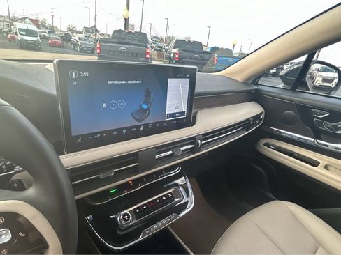 New 2025 Lincoln Corsair Grand Touring image 40