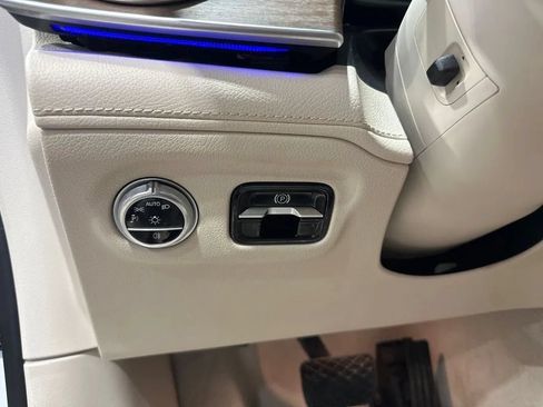 Used 2022 Mercedes-Benz EQS 450+ Sedan image 99