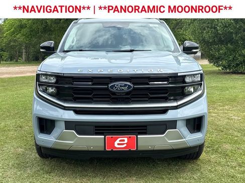 New 2026 Ford Expedition Platinum w/ Driver's Package AWD/4WD image 2