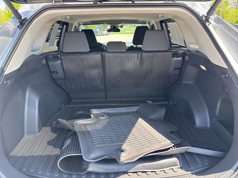 Used 2025 Toyota RAV4 XLE w/ Convenience Package AWD/4WD image 10