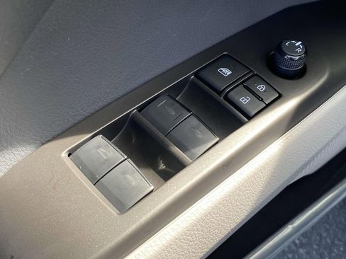 Used 2024 Toyota Camry LE w/ Convenience Package image 28