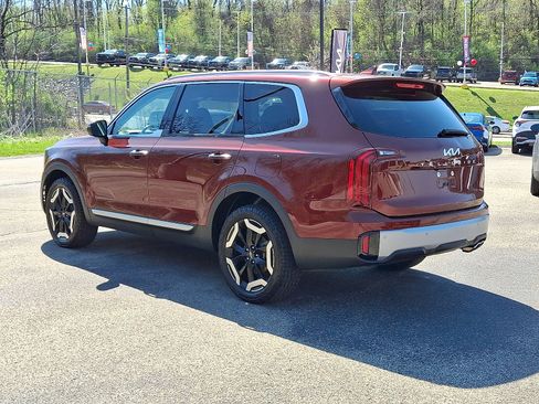 Used 2023 Kia Telluride S w/ S Sunroof Package AWD/4WD image 4