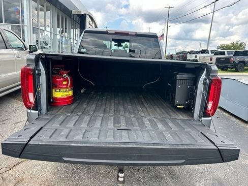 Used 2021 GMC Sierra 1500 SLT w/ SLT Premium Plus Package AWD/4WD image 21