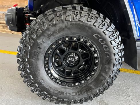 Used 2018 Jeep Wrangler Unlimited Rubicon AWD/4WD image 5