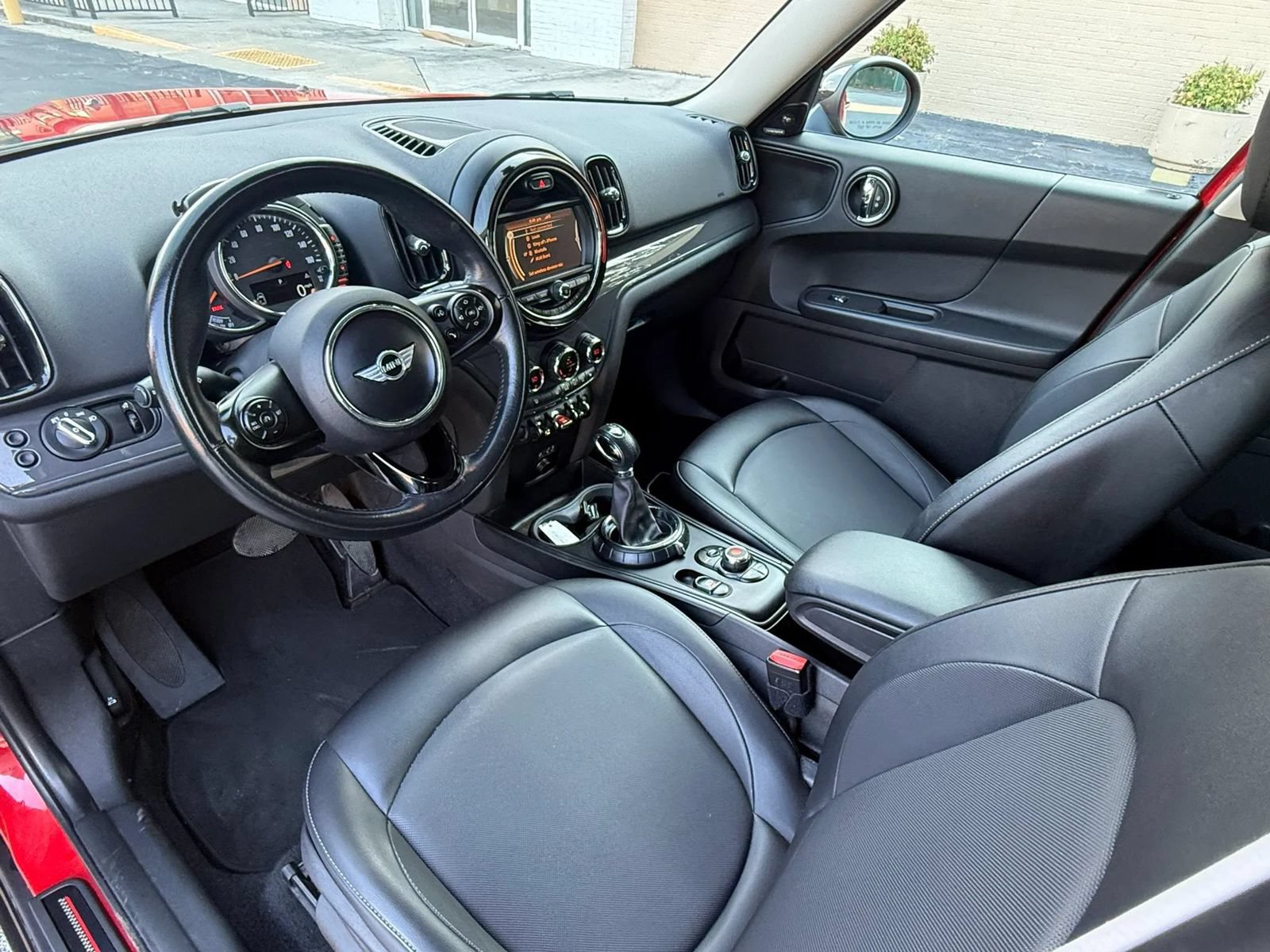 Used 2017 MINI Cooper Countryman FWD image 10