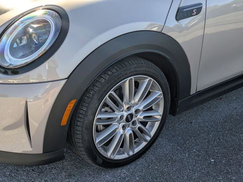 Used 2022 MINI Cooper S image 5