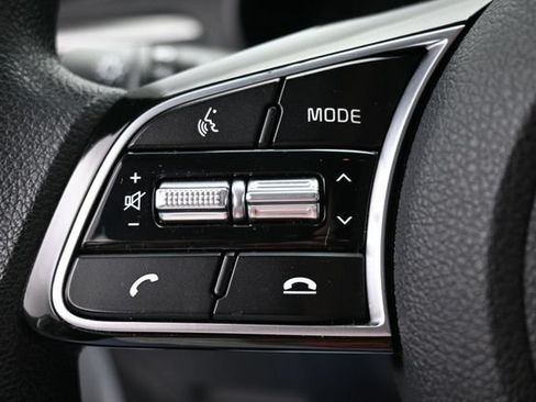 Used 2020 Kia Optima LX FWD image 17