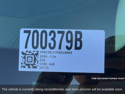 Used 2024 Kia EV6 Wind w/ Wind Technology Package AWD/4WD image 19