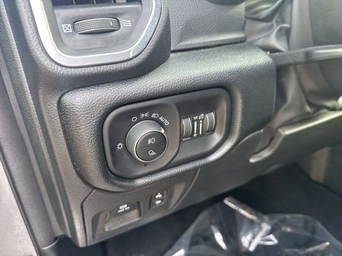 Used 2022 RAM 1500 Laramie image 12