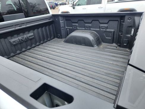 New 2026 GMC Sierra 1500 AT4 w/ AT4 Premium Package AWD/4WD image 6