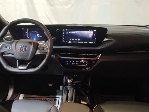 Used 2025 Buick Envista Avenir image 17