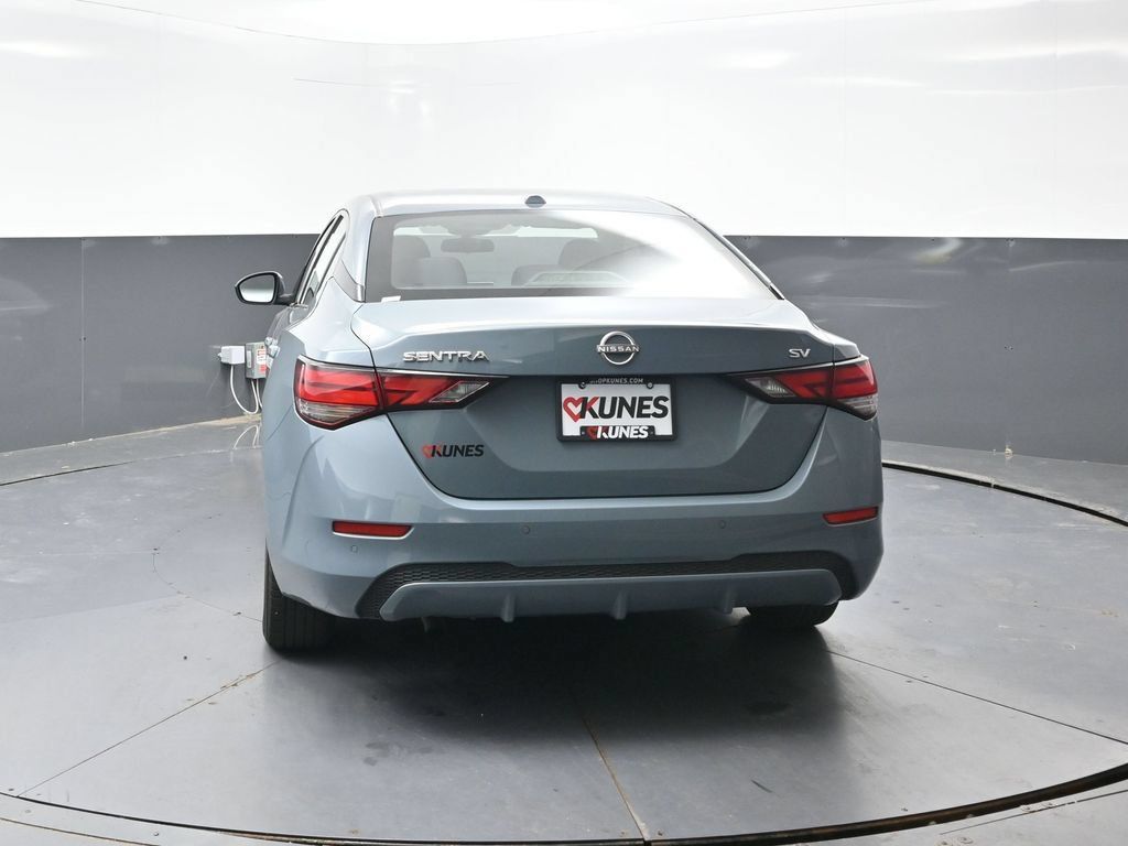 Used 2024 Nissan Sentra SV FWD image 12