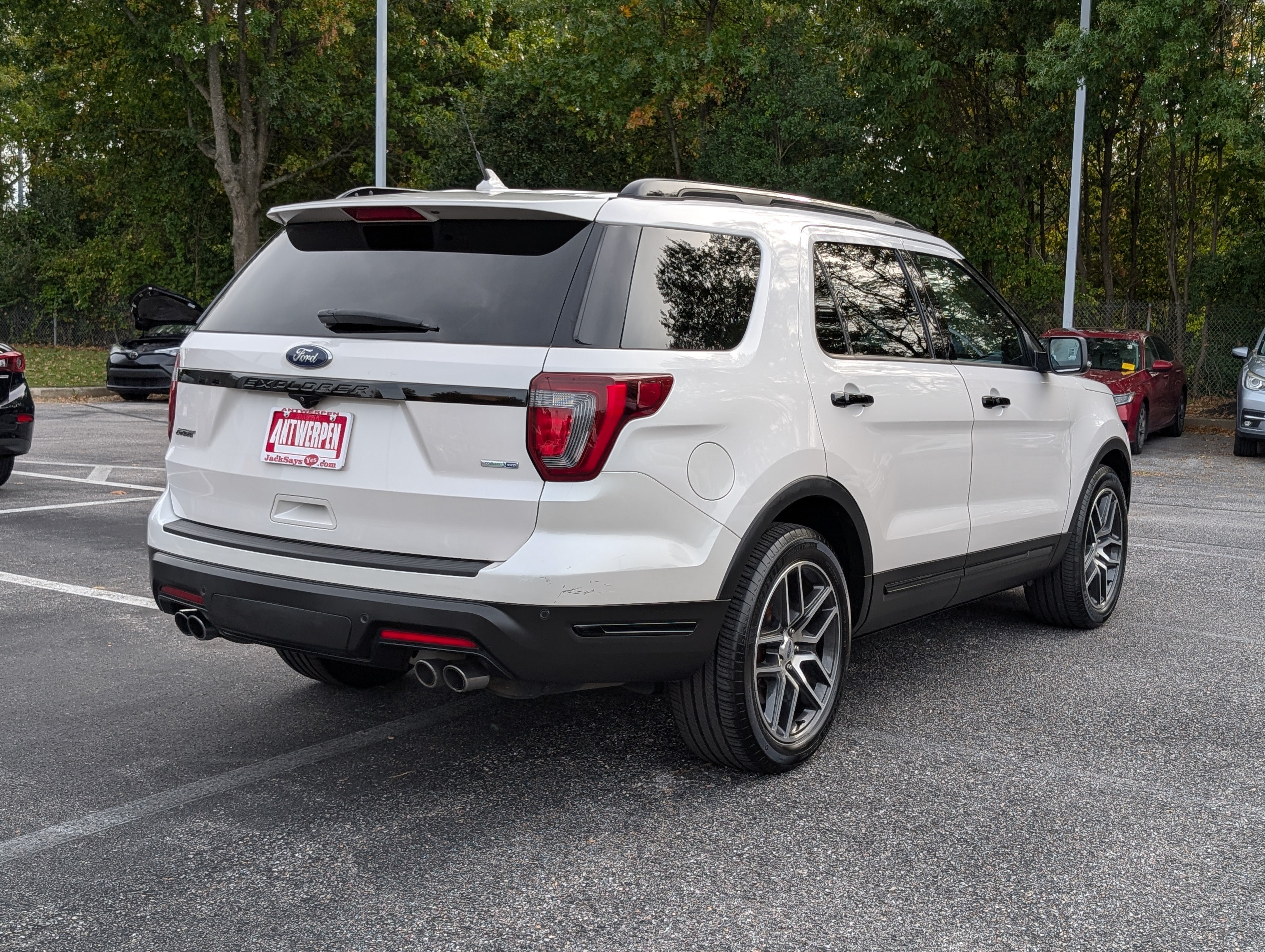 Used 2019 Ford Explorer Sport w/ Equipment Group 401A AWD/4WD image 3