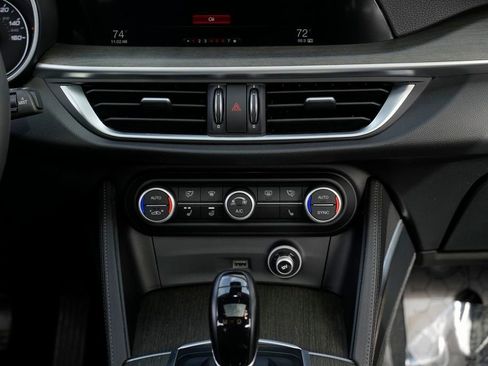 Used 2019 Alfa Romeo Stelvio Ti image 47