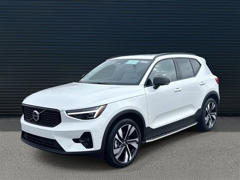 New 2026 Volvo XC40 B5 Ultra w/ Climate Package image 1
