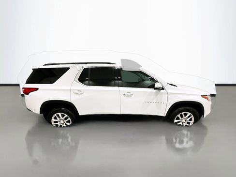 Used 2020 Chevrolet Traverse LT w/ LPO, Cargo Package FWD image 8
