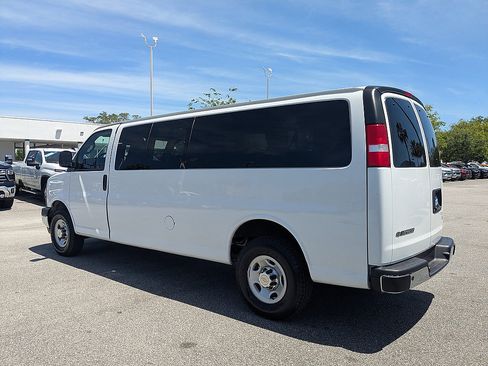 Certified 2024 Chevrolet Express 3500 LT w/ LT Preferred Equipment Group RWD image 8