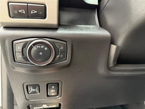 Used 2019 Ford F250 Lariat w/ Lariat Ultimate Package image 31