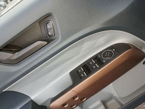 Used 2024 Ford Maverick Lariat image 17