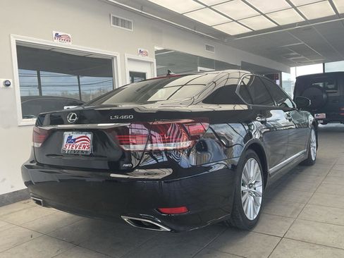 Used 2013 Lexus LS 460 AWD w/ Comfort Pkg image 5