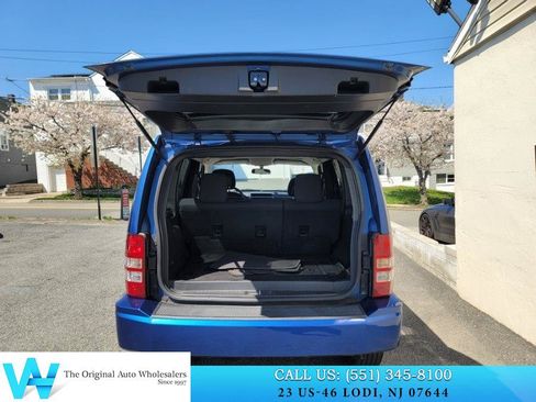 Used 2010 Jeep Liberty Sport w/ Popular Equipment Group AWD/4WD image 13